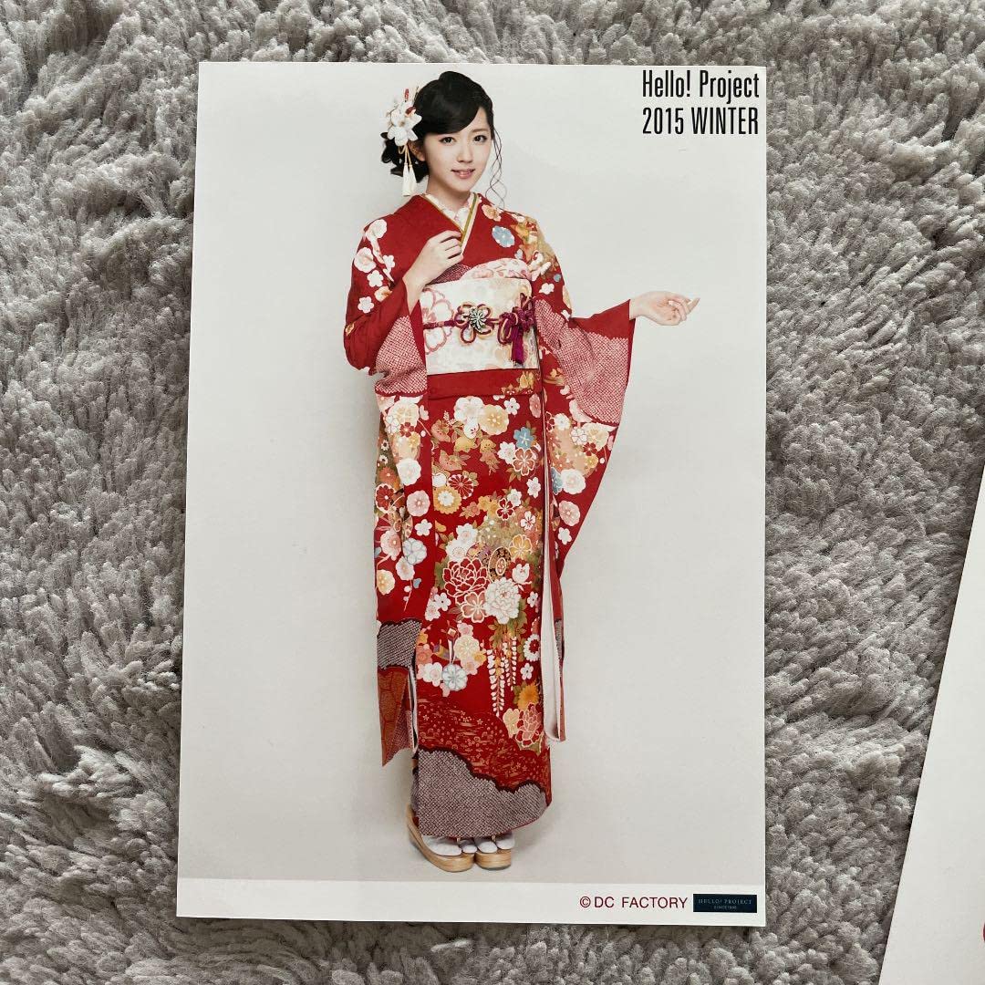 Amazon.co.jp: 鈴木愛理グッズ(本2冊+ポラロイド5点+ポストカード1点